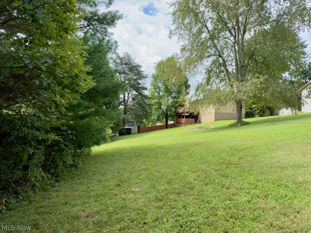 29 Hickory Drive Property Photo 3