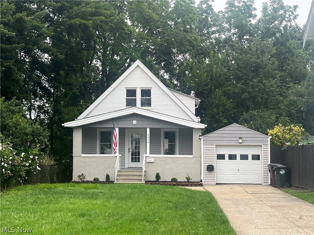 4420 Torrington Avenue Property Photo 2