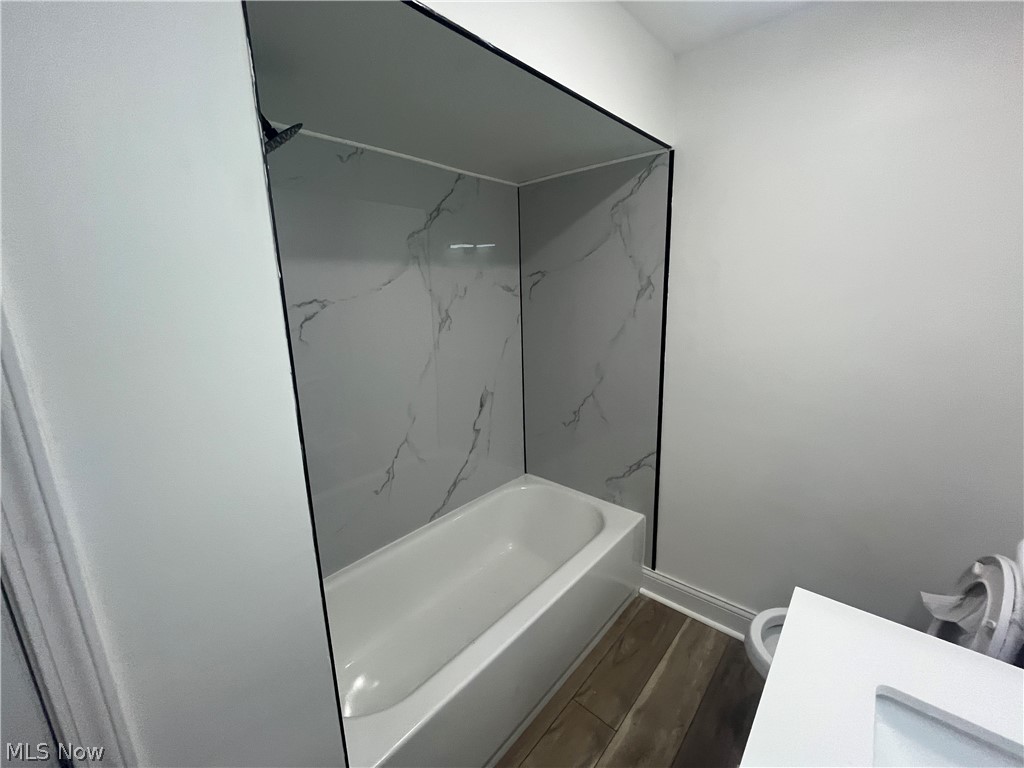 4420 Torrington Avenue Property Photo 20