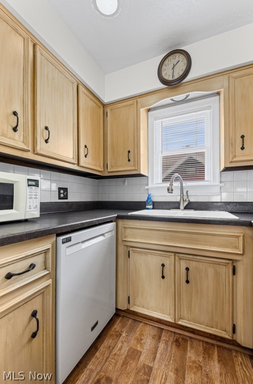 1392 Indianola Avenue Property Photo 11