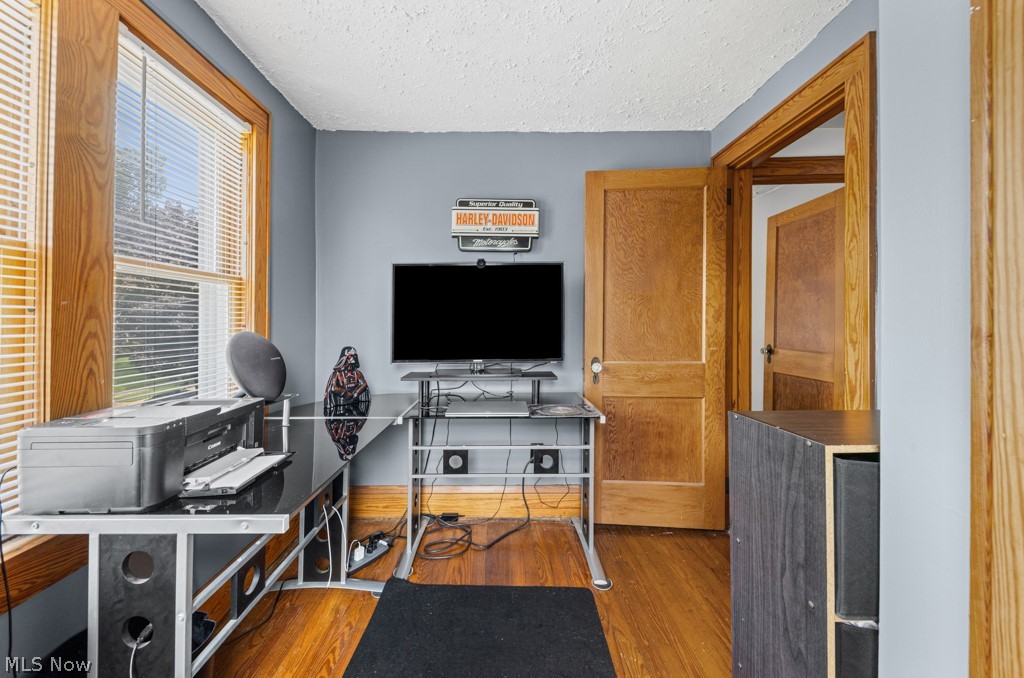 1392 Indianola Avenue Property Photo 22