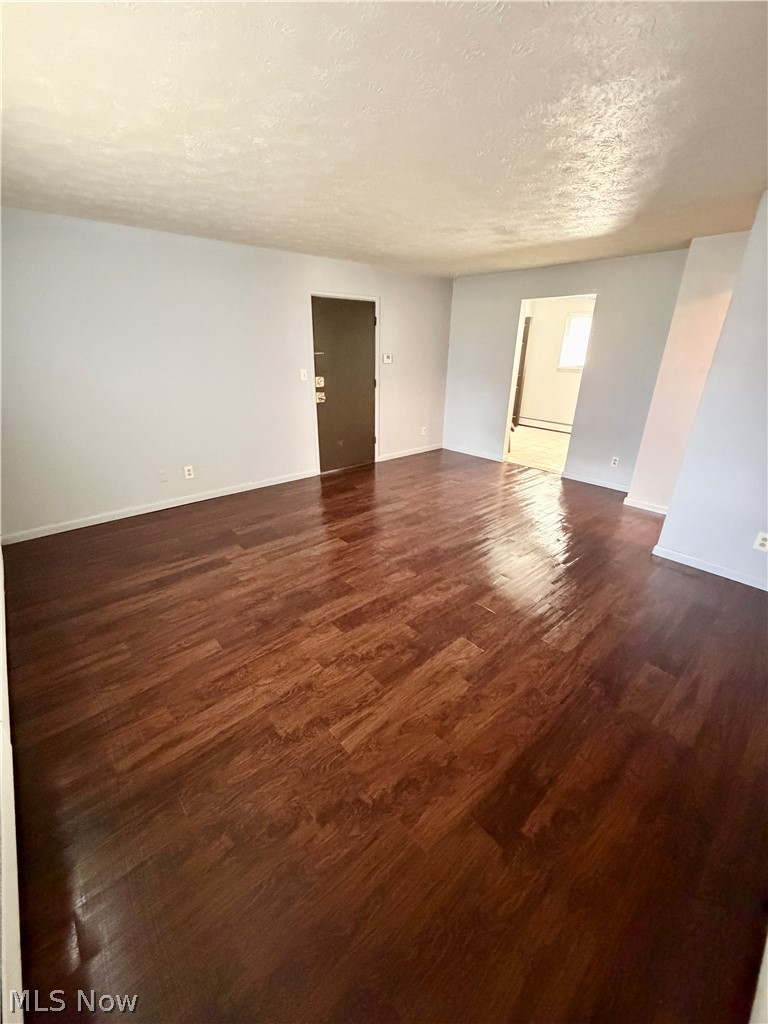 815 Moyer Avenue 1 Property Photo 3