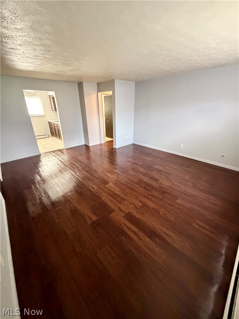 815 Moyer Avenue 1 Property Photo 4
