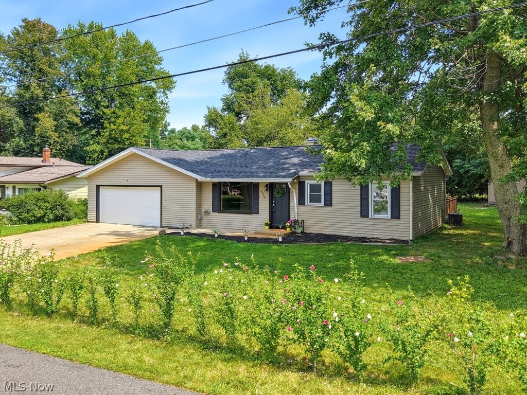 2953 N Prior Road Property Photo 3