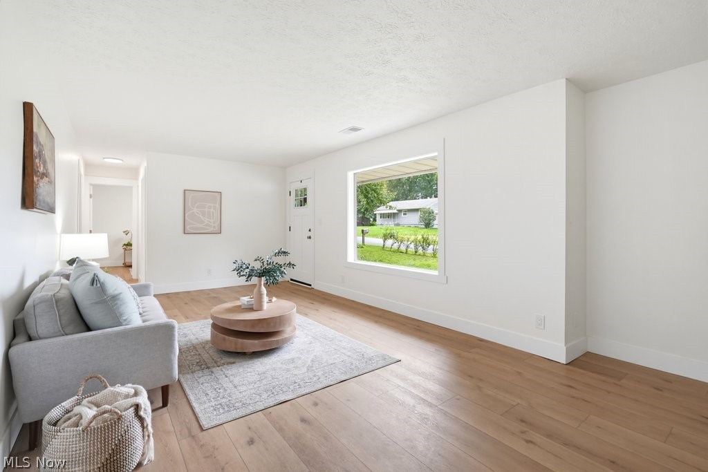 2953 N Prior Road Property Photo 6