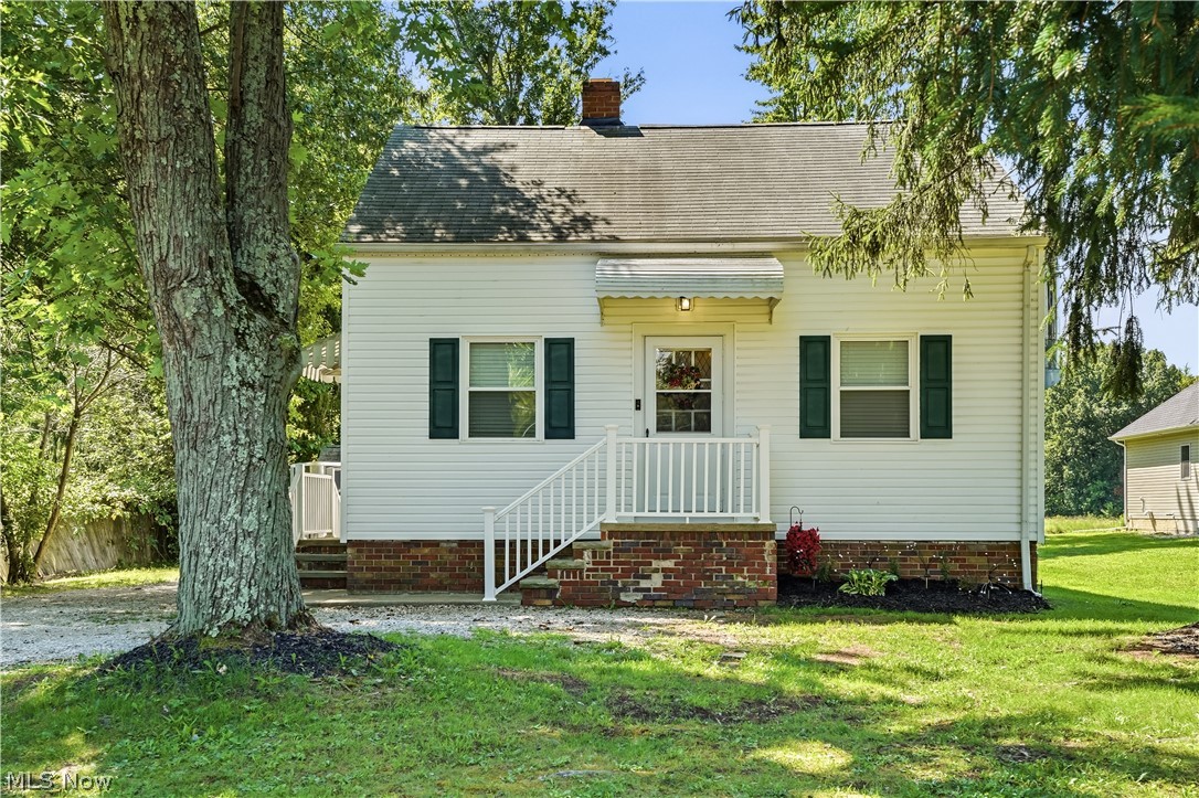 26571 Sprague Road Property Photo 1