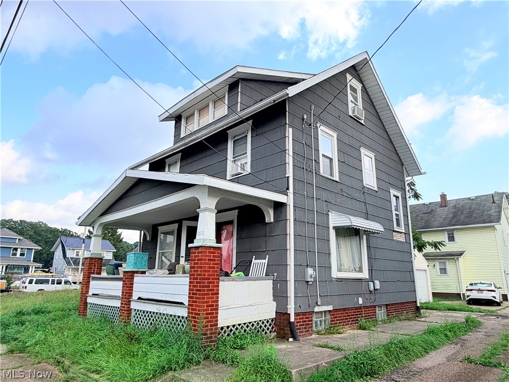 2310 7th Street Nw Property Photo 2