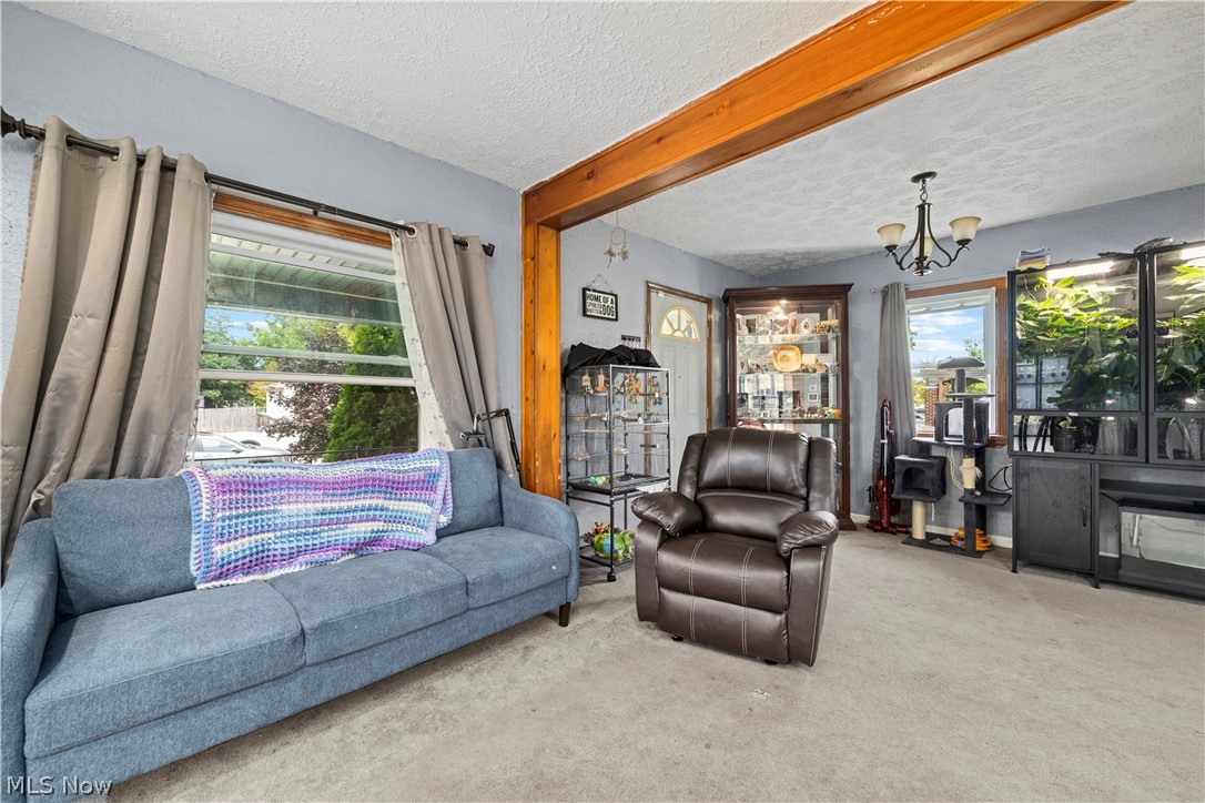 1674 E 32nd Street Property Photo 5