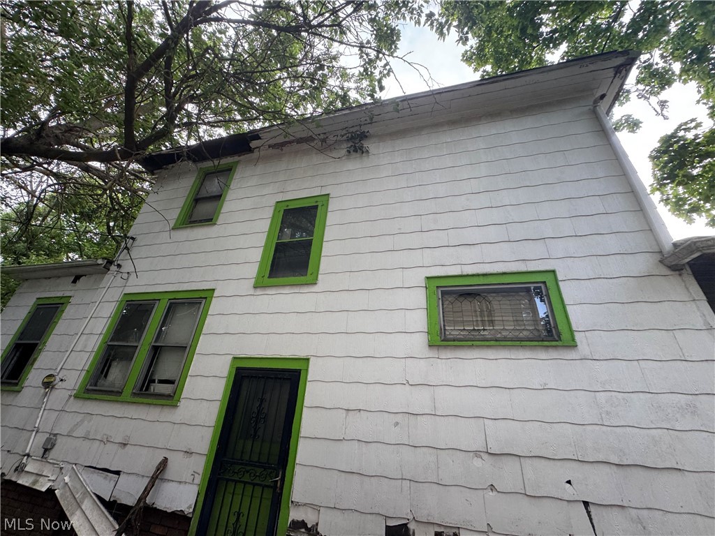 12700 Maple Avenue Property Photo 5