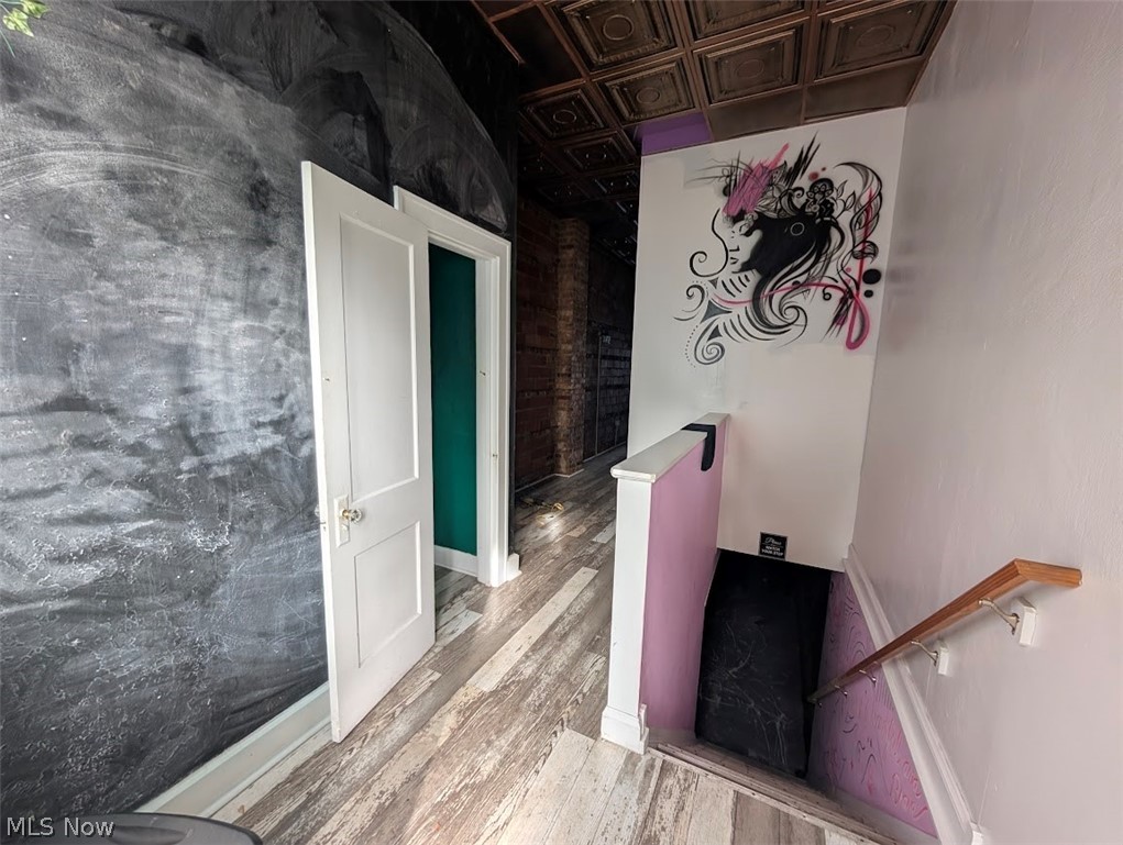 21900 Lake Shore Boulevard Property Photo 11