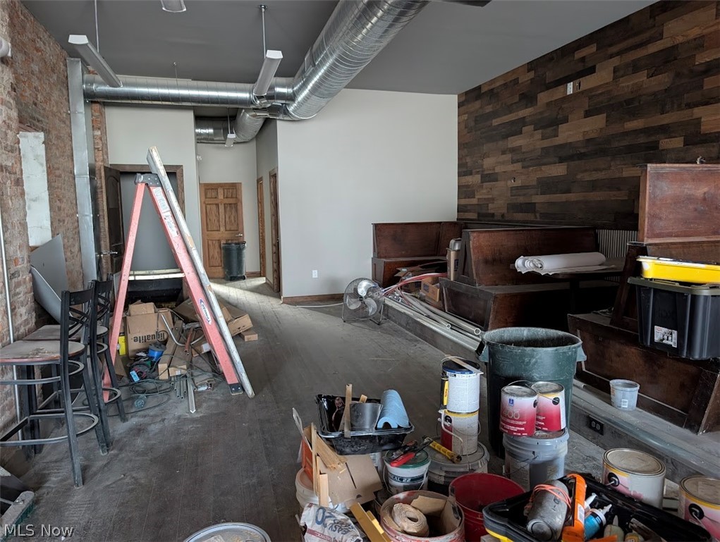 21900 Lake Shore Boulevard Property Photo 14