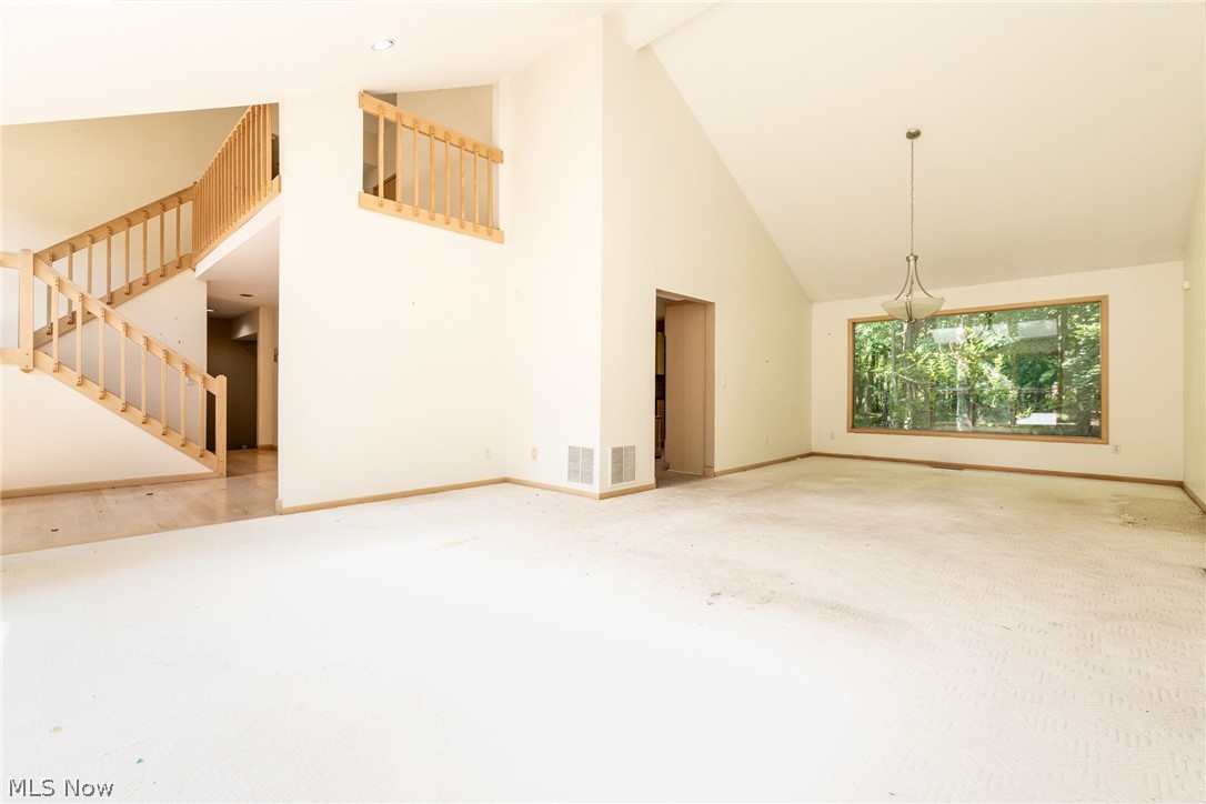 245 Jackson Drive Property Photo 4