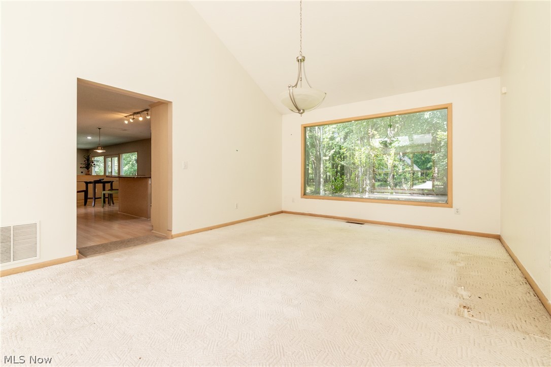 245 Jackson Drive Property Photo 5