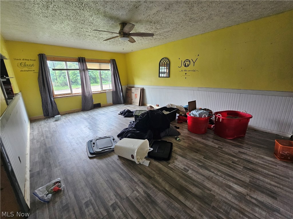 265 Massillon Road Property Photo 8