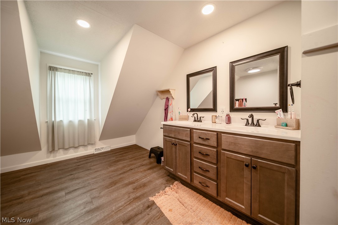 357 State Road Property Photo 27