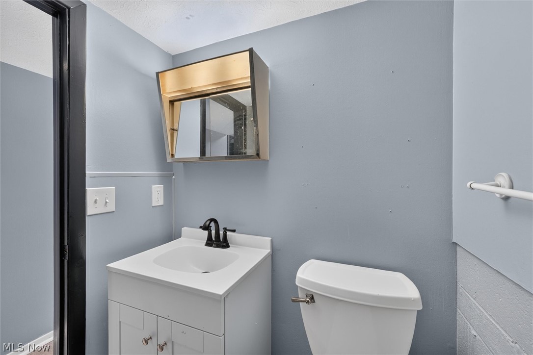4036 Leavitt Road Property Photo 27