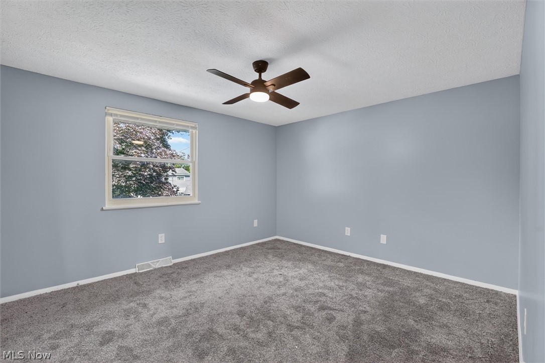 4036 Leavitt Road Property Photo 28
