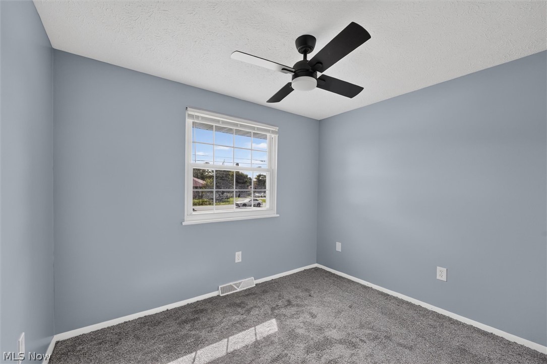 4036 Leavitt Road Property Photo 34