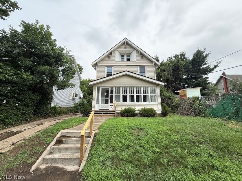 1467 Beardsley Street Property Photo 2