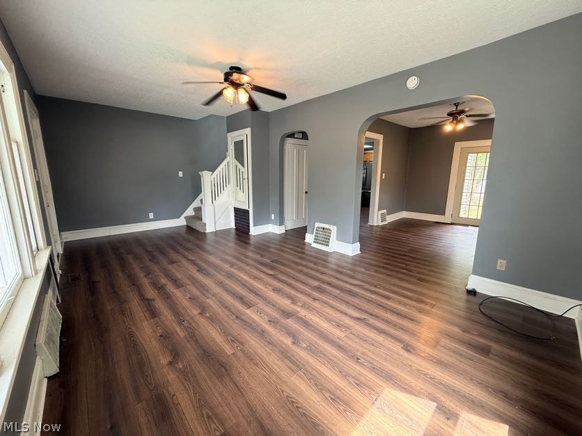 1467 Beardsley Street Property Photo 6