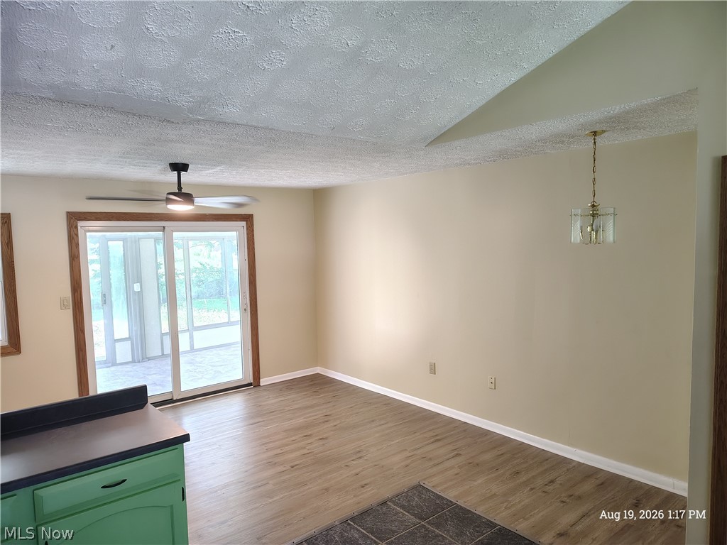 2822 Redgate Lane Property Photo 7