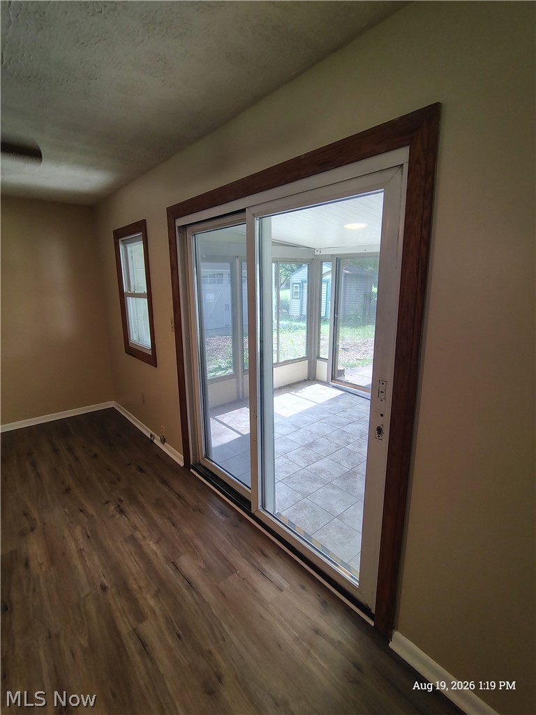 2822 Redgate Lane Property Photo 9