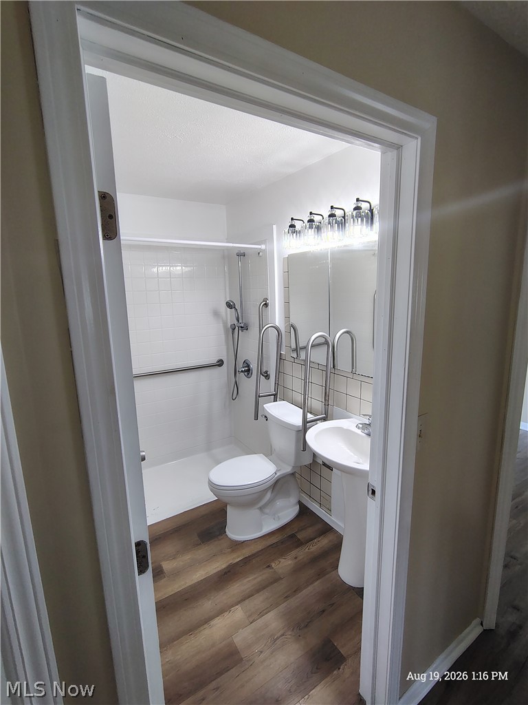 2822 Redgate Lane Property Photo 14