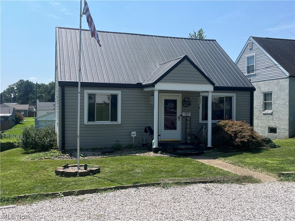117 Sharon Street Property Photo 1