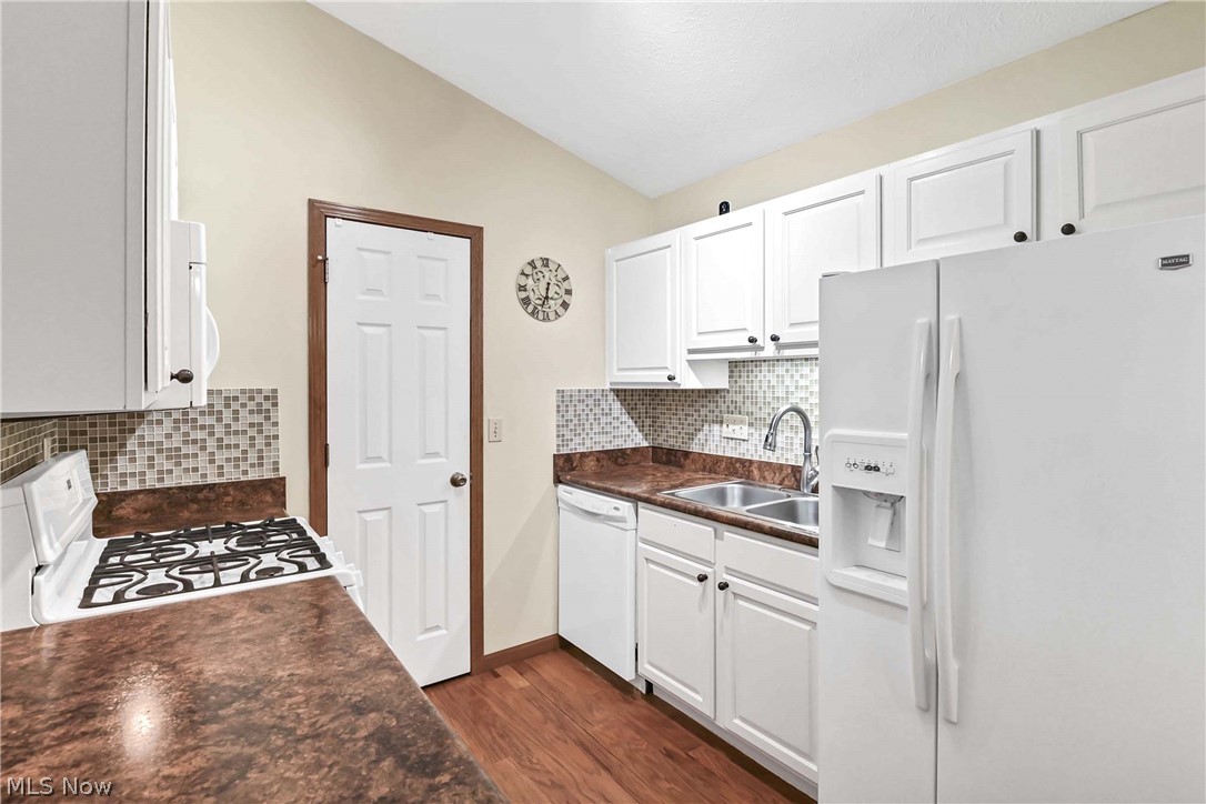2870 Shakespeare Lane Property Photo 3