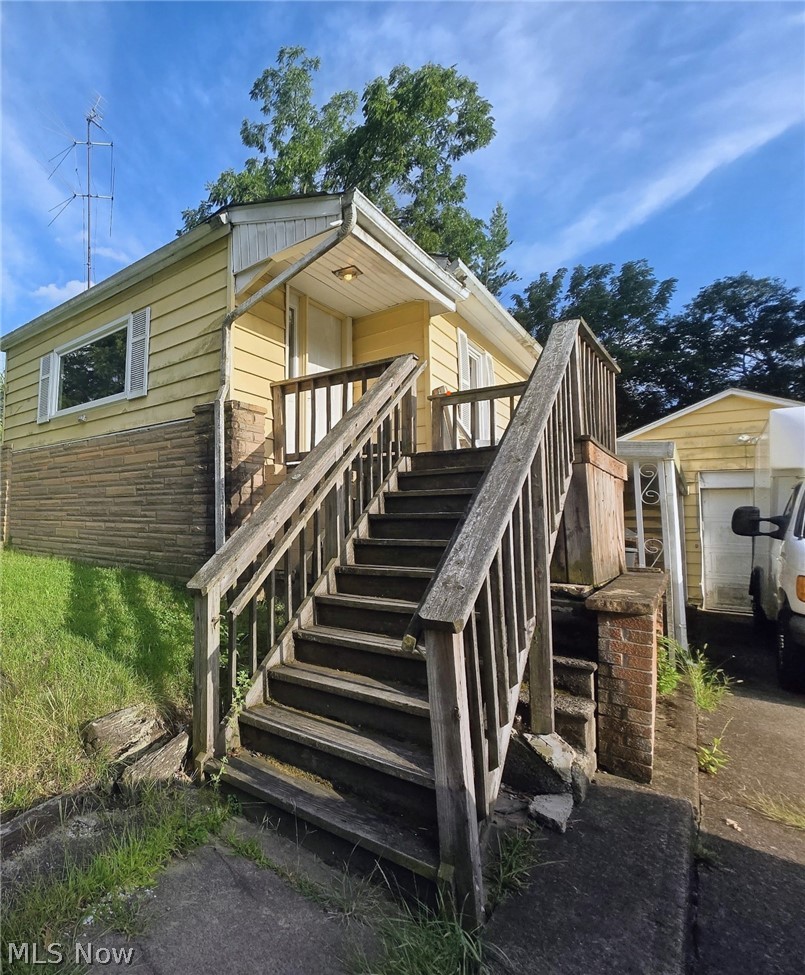 2838 Draper Street Se Property Photo 1