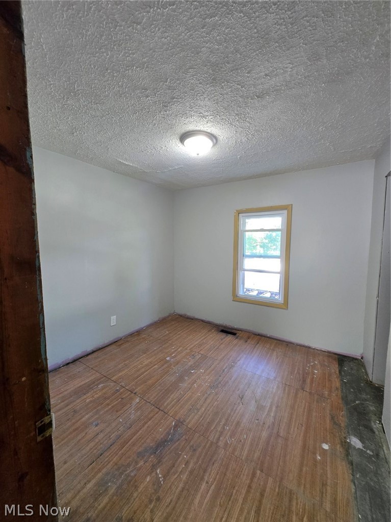 2838 Draper Street Se Property Photo 16