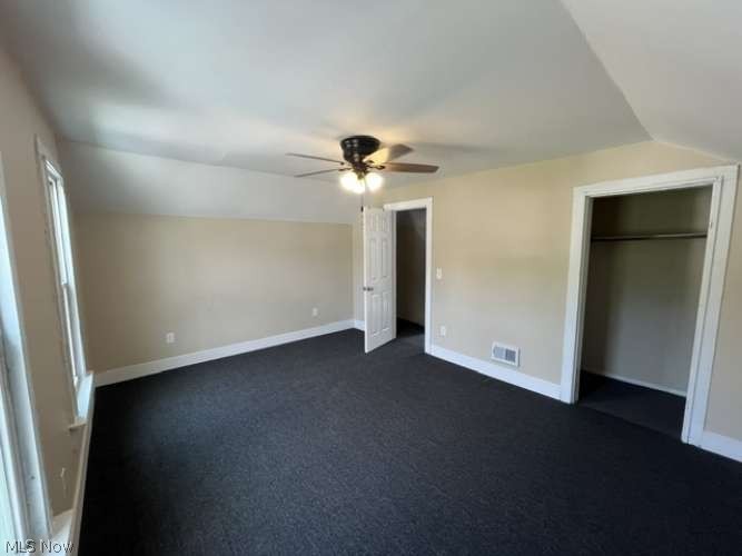 382 Kling Street Property Photo 8