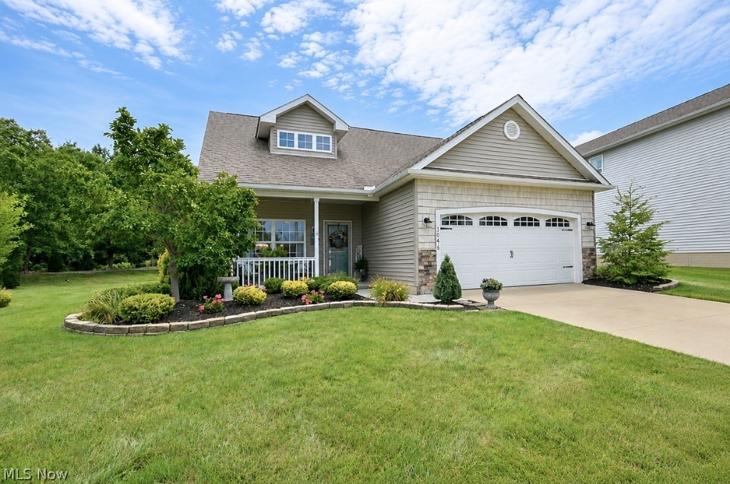 1046 Spring Run Boulevard Property Photo 2
