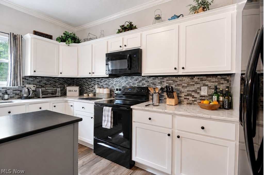 1046 Spring Run Boulevard Property Photo 18