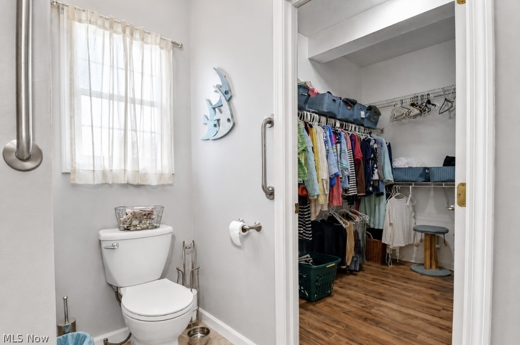 1046 Spring Run Boulevard Property Photo 28