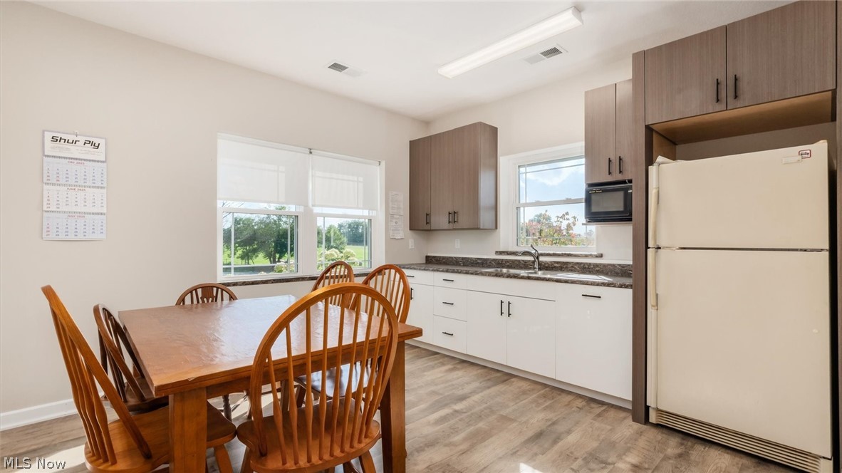 59715 West Road Property Photo 11