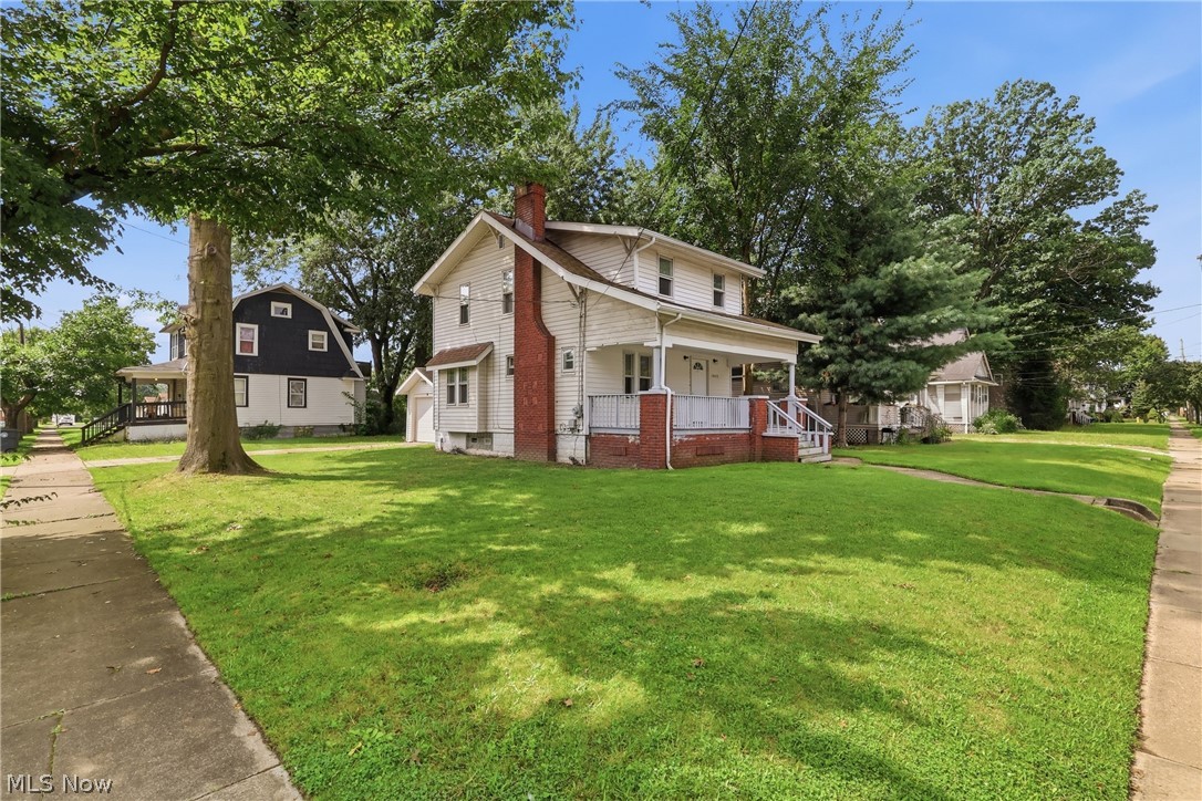 1000 Lovers Lane Property Photo 3
