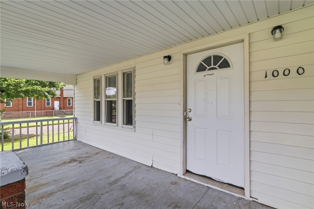 1000 Lovers Lane Property Photo 4