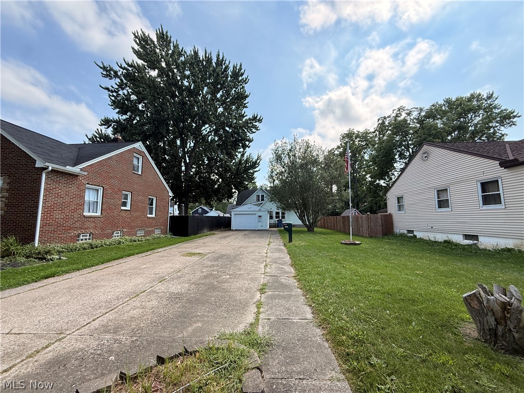 1868 E 34th Street Property Photo 2