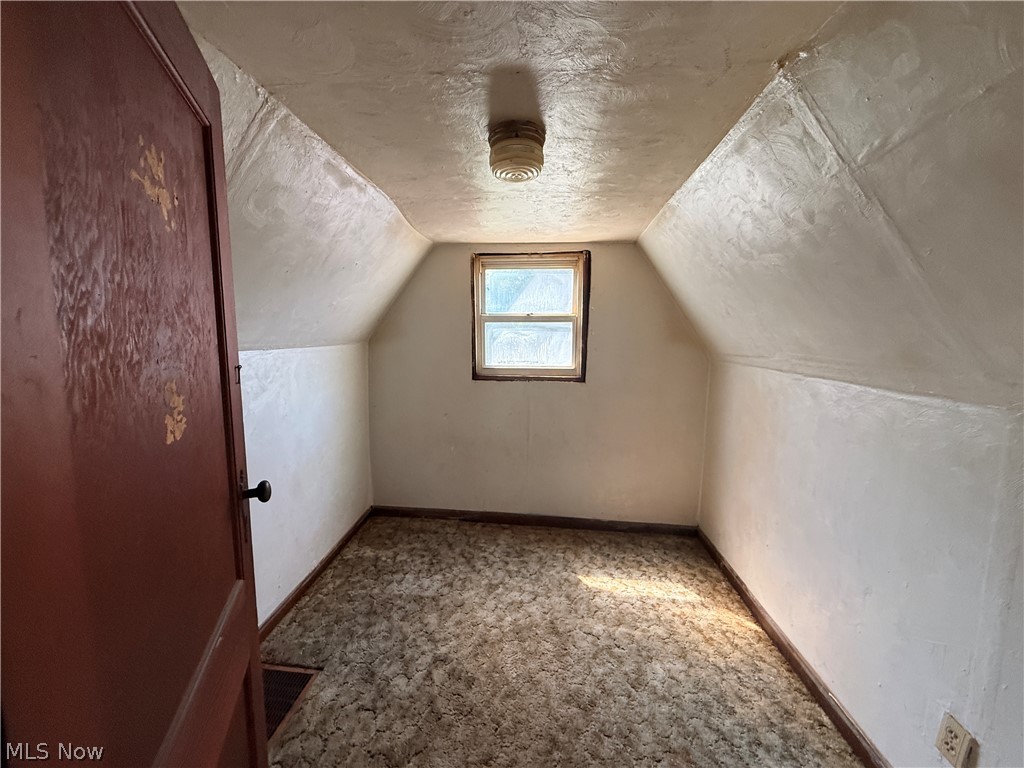 1868 E 34th Street Property Photo 10