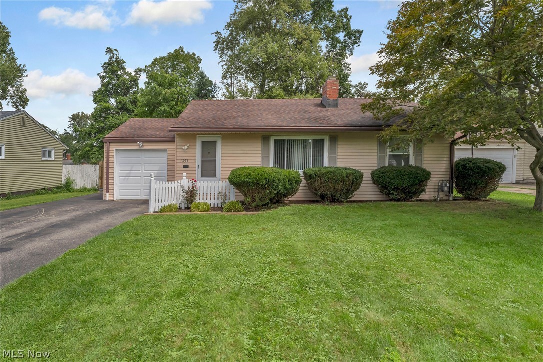 3923 Arden Boulevard Property Photo 1
