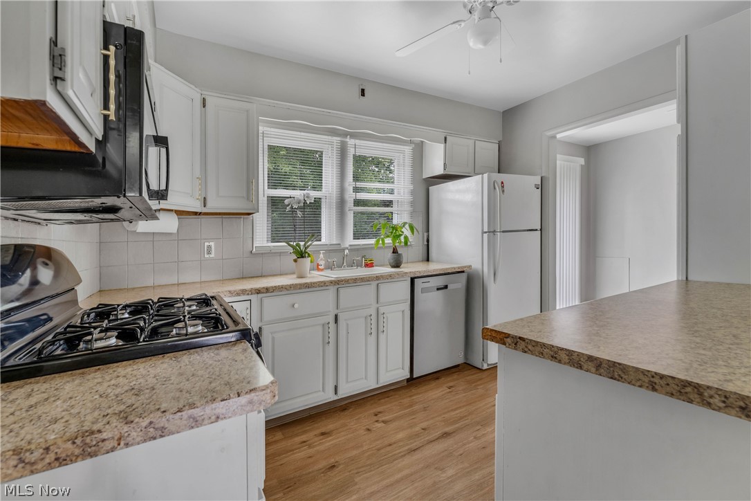 3923 Arden Boulevard Property Photo 5