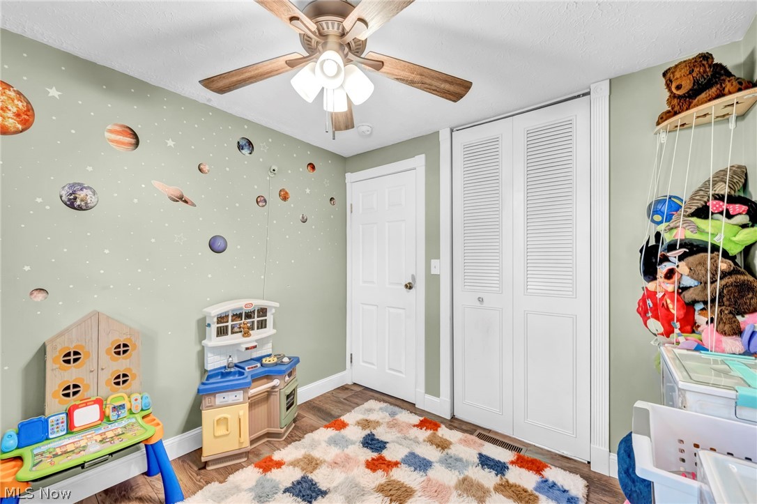 1045 Deleone Drive Property Photo 15