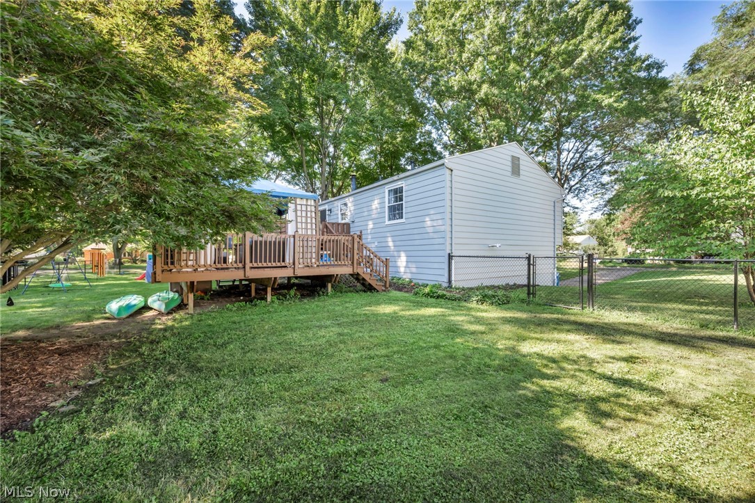 1045 Deleone Drive Property Photo 34