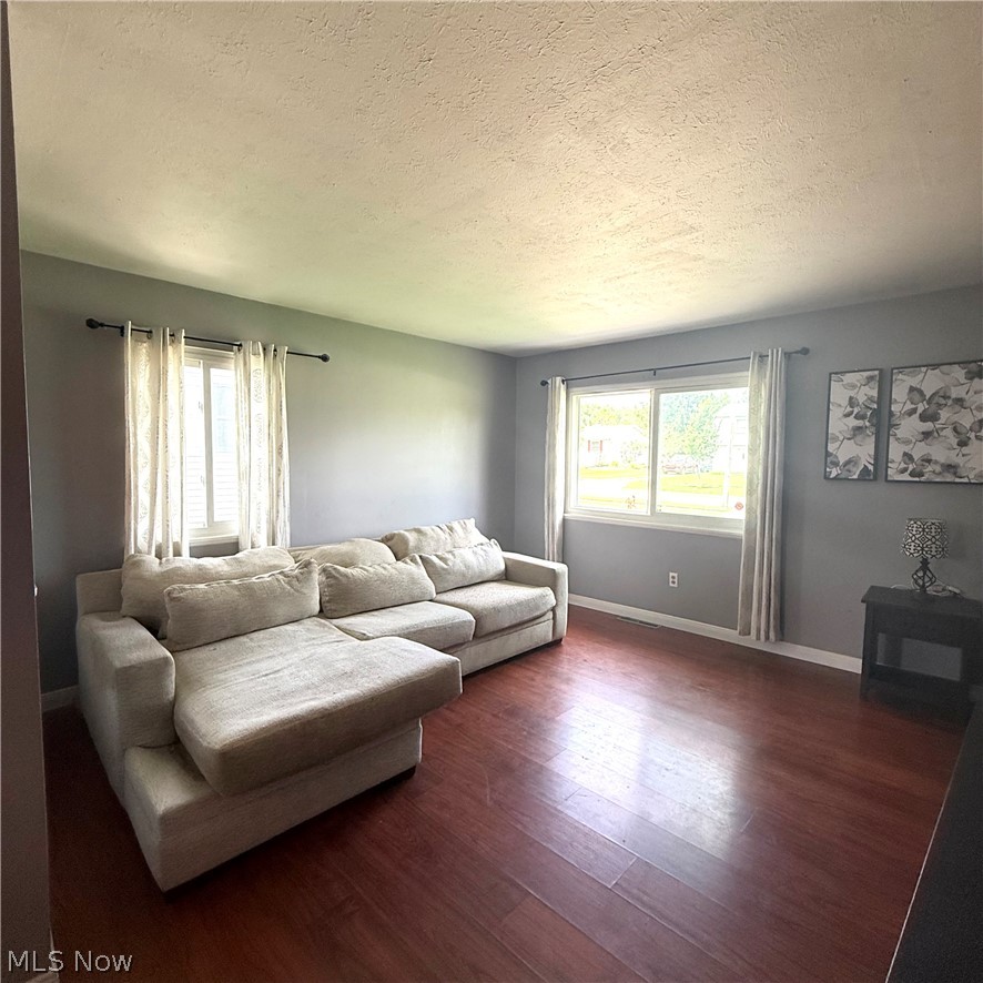 490 Myra Drive Property Photo 6