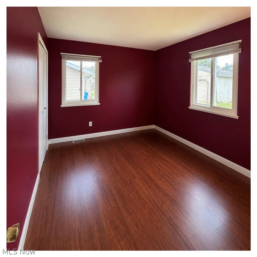 490 Myra Drive Property Photo 14