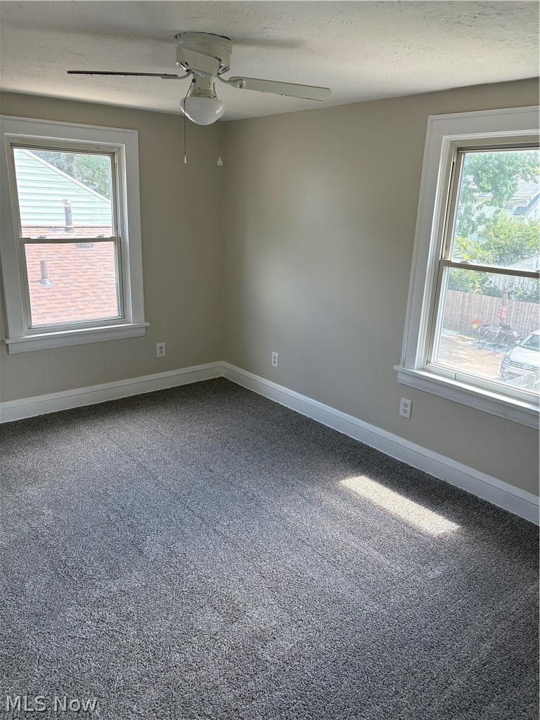 818 Saxon Avenue Property Photo 9