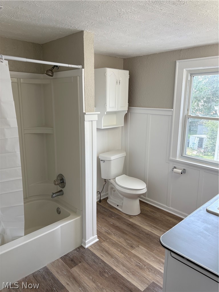 818 Saxon Avenue Property Photo 10