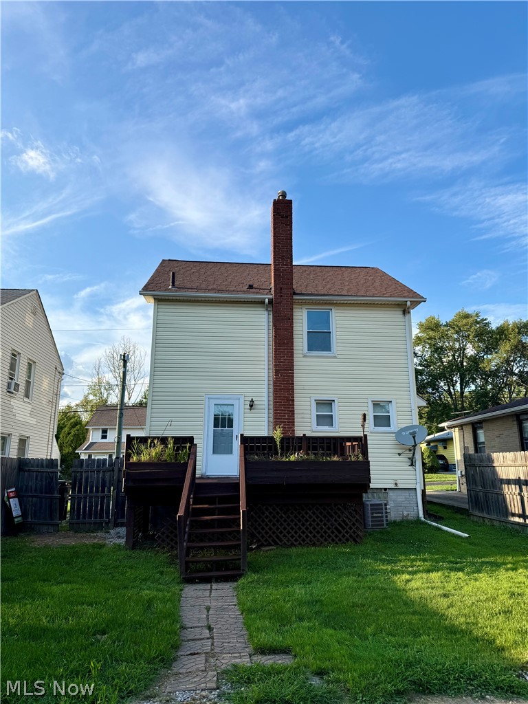 818 Saxon Avenue Property Photo 12