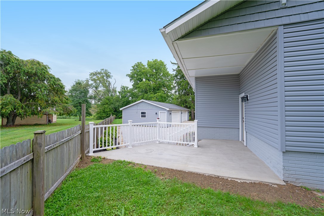 7064 State Route 14 Property Photo 7
